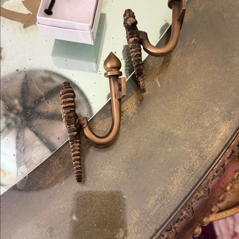 Pair of seahorses wall hooks - Picture 5 of 8